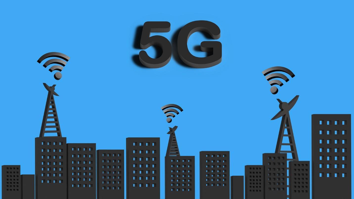 Black skyscrapers, WiFi symbols, and the characters “5G” against a blue background in a section about internet availability in Puerto Rico. 